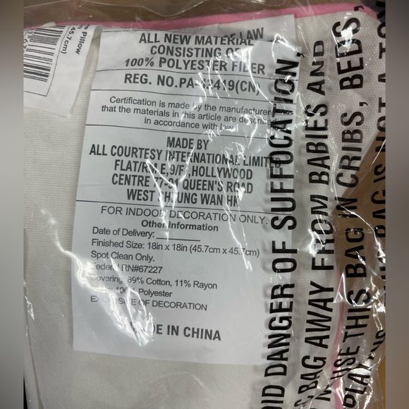 Indoor outdoor floral 18”x18”pillow - Picture 7 of 7